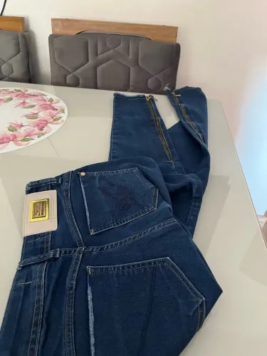 Calça jeans Morena Rosa Nova com Lycra n 36