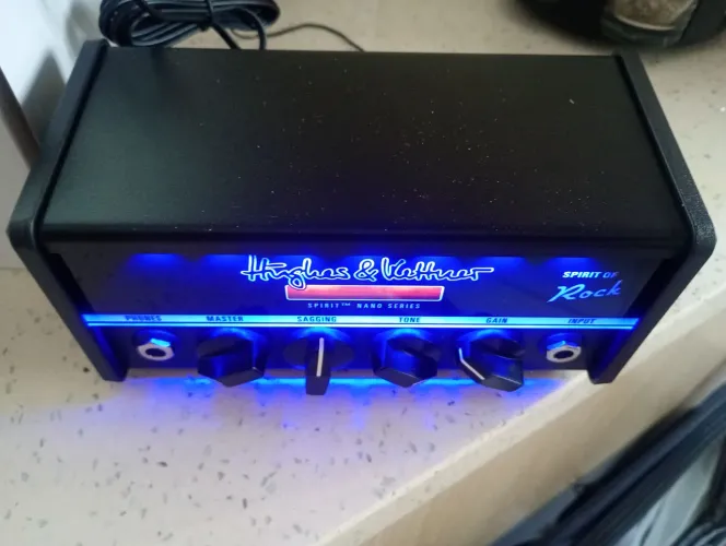 Mini-cabeçote Hughes and Kettner Spirit of Rock