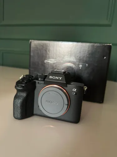 Sony a7iv