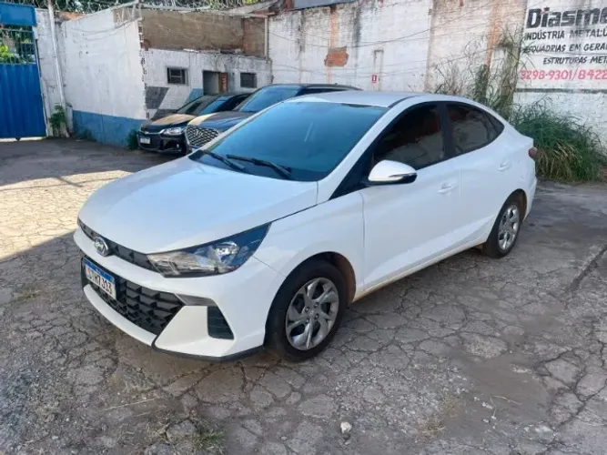 Hyundai HB20S Comfort Plus 1.0 Flex 12V Mec. 2025