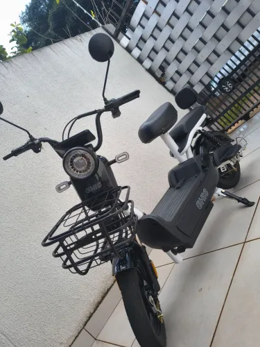  bike elétrica em excelente estado, funcionando tudo certinho !!