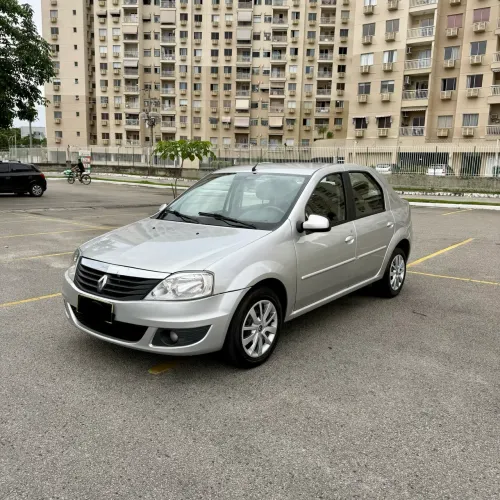Renault Logan Expression Hi-flex 1.6 8V 4P 2013