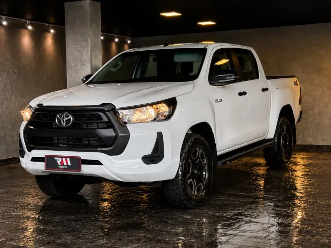 Toyota Hilux CD 4X4 2.8 Diesel Mec. 2022