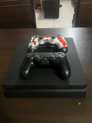 PS4 Slim 1TB