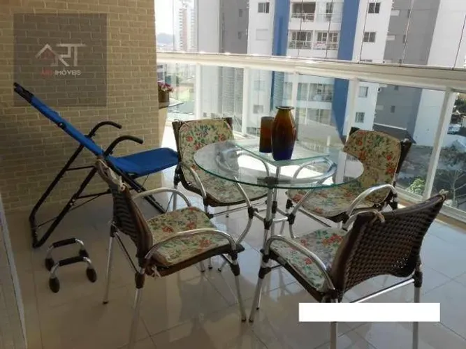 Apartamento com 3 dormitórios à venda, 130 m² por R$ 1.930.000,00 - Praia de Itapoã - Vila