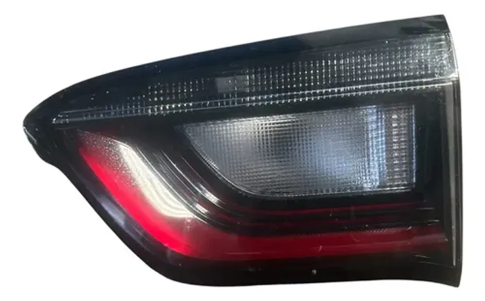 Lanterna Tampa T/d (6401000020) Jeep Compass 21/25 Direito/passageiro Vermelho