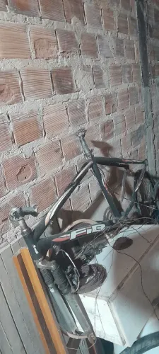 Quadro de bicicleta usado