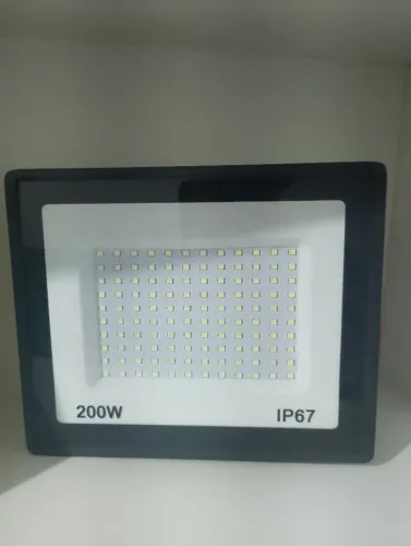  Refletor LED 200W IP67 Braco frio bivolt 