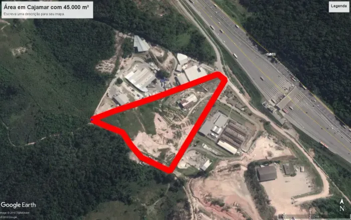 Área Industrial na Rodovia dos Bandeirantes