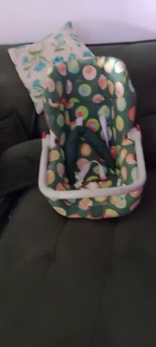 Vende-se um bebê conforto, da marca Galzerano.