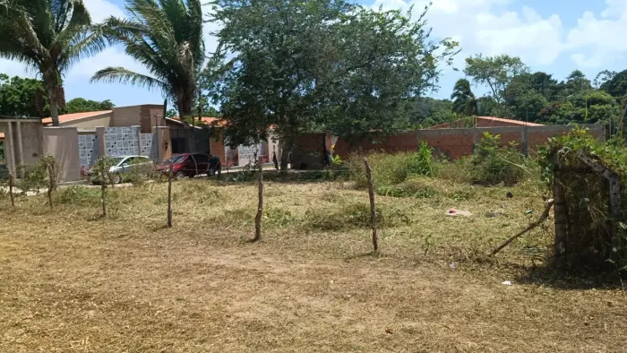 Vendo terreno capinado de 360m²