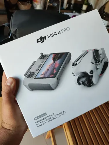 Drone Dji mini 4 pro combo plus