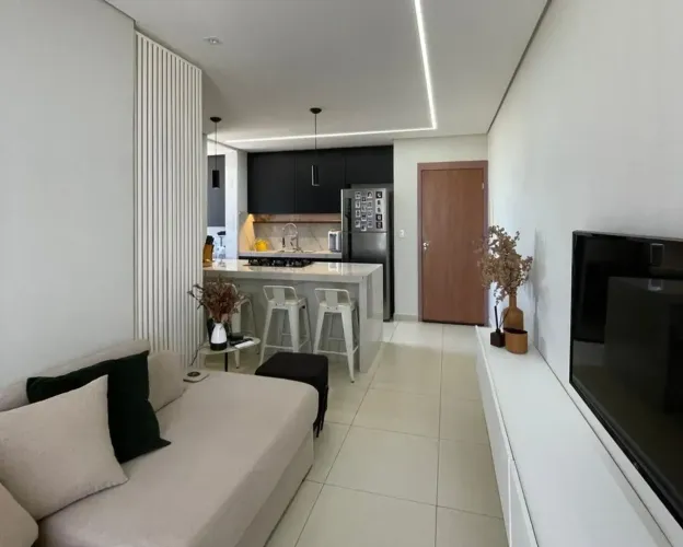 APARTAMENTO MOBILIADO c/ 2 quartos -Bosque dos Buritis - Uberlândia - MG