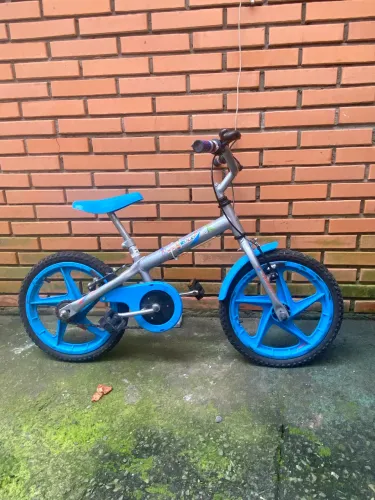 Bicicleta menino
