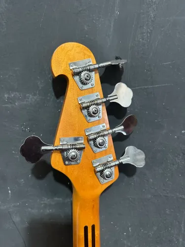 Contra baixo sx jazz bass 5 cordas