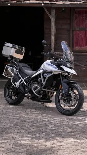 Triumph Tiger 900 GT LHR - 22/23