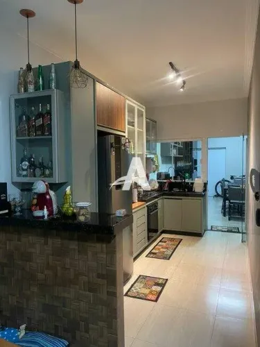 Casa para aluguel, 2 quartos, 1 suíte, 2 vagas, Jardim Ipanema - Uberlândia/MG