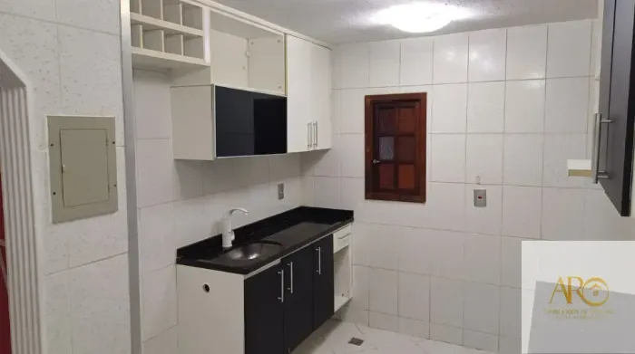 Casa de fundos para alugar Conforto e ótima localização!
