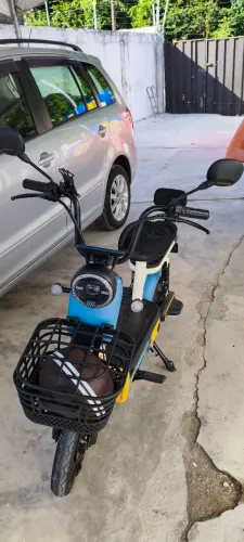 Scooter elétrica