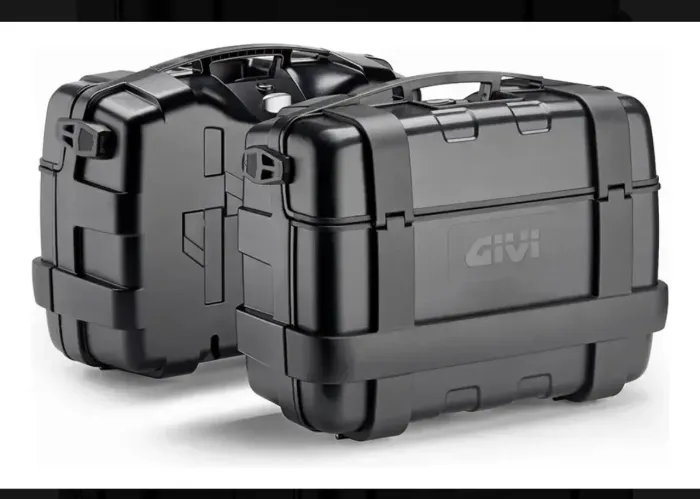 Par bauletos laterais Givi Traseiro Trekker 33l Trk33b Preto - Novos