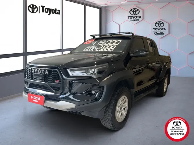 Toyota Hilux CD SR5 4X4 2.8 Diesel 2024