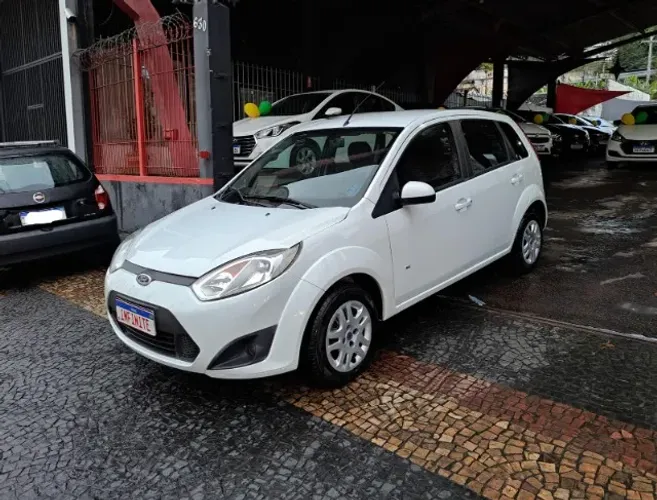Ford Fiesta SE 1.6 8V Flex 5P 2014