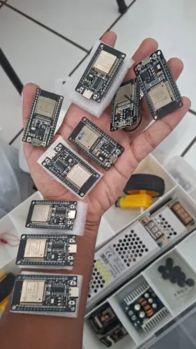 Super Kit Maker/IoT/Robótica - ESP32, Arduinos, Sensores, Fontes + Caixas Organizadoras