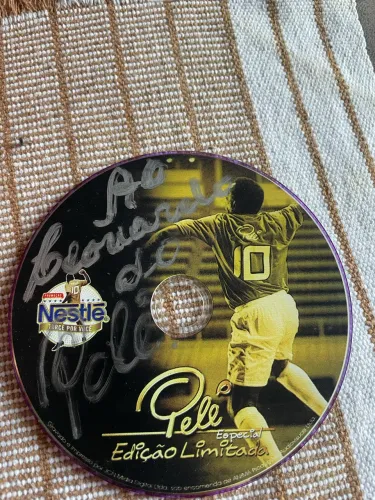 CD Pelé Edição Limitada Nestlé - Autografado pelo Rei com Dedicatória