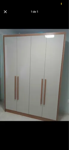 Vendo guarda-roupa de Solteiro