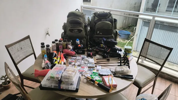 Kit pescaria completo (Varas, carretilhas, mochilas etc)
