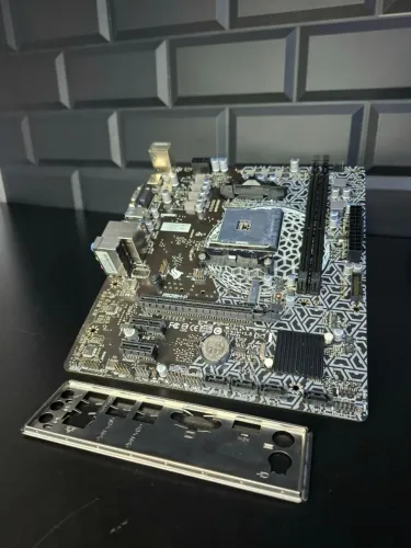 Placa-Mãe Mancer A520M-P Alpha AM4 DDR4 - Seminova