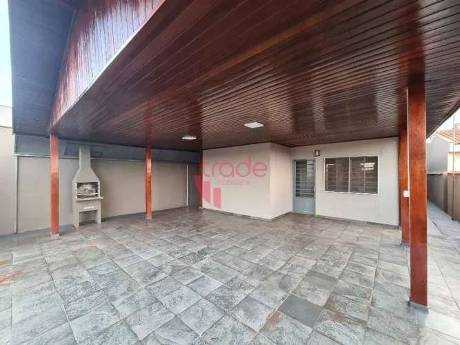 Casa Térrea para Alugar de 02 Quartos na Região Central de Bonfim Paulista com Churrasquei