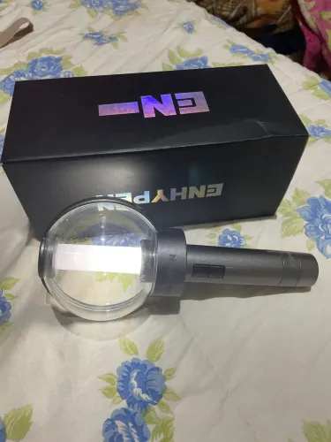 ENHYPEN Bastão Oficial Concerto Lightstick (produto usado)