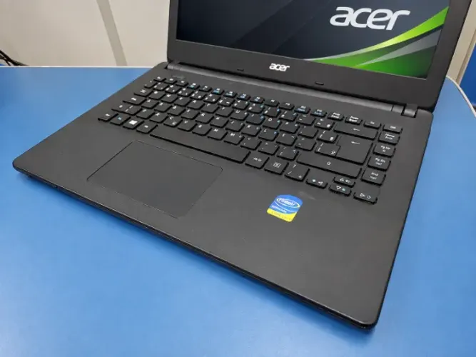 Notebook ACER - DualCore - SSD | 4GB Mem. | 6meses Garantia e Formatado