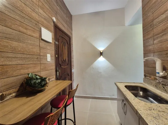 Studio Reformado na Rua Washington Luiz  Charme, Conforto e PraticidadeApartamento à venda