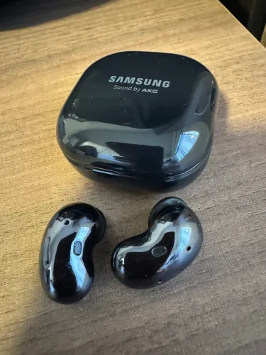 Fone Bluetooth Samsung Buds Live AKG