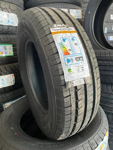 Pneus Novos Zmax 205/70 Aro 15 C