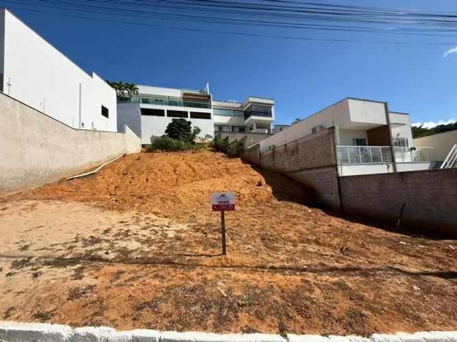 Lote com 401m² em excelente localização no Loteamento Ferrari - Bairro Lacê | Colatina/ES