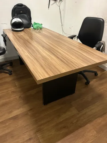 Mesa de reunião
