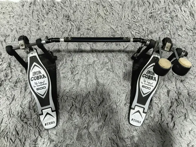 Pedal duplo Tama Iron Cobra 600 Duo Glide