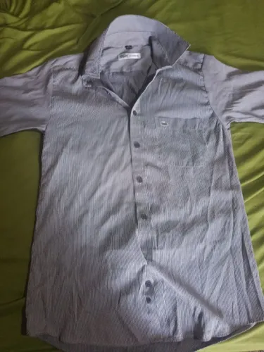 Camisa Lacoste original nunca usada .tamanho M
