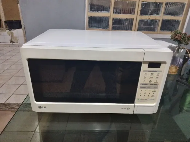 Micro-ondas LG 30 Litros