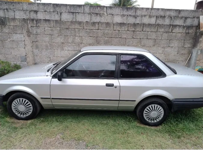 Ford Verona LX 1.6 (modelo Antigo) 1992