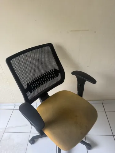 Vendo cadeira de escritório Flexform
