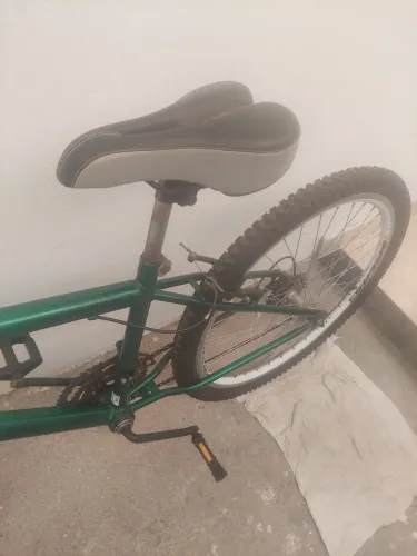 Bicicleta 10 marchas/rodas AERO