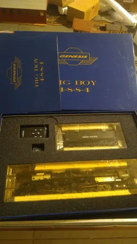 BIG BOY ATHEARN GENESIS DCC E SOM