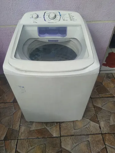 Máquina de lavar roupas Electrolux 17 kg