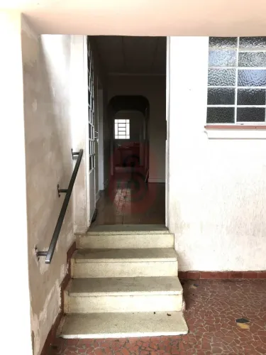 Casa térrea no Tatuapé. Oportunidade.