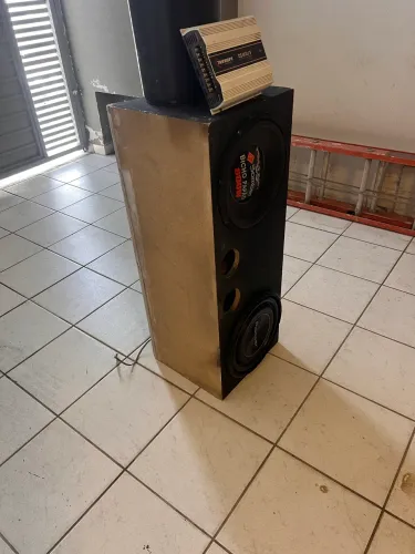 Caixa selada pra carro