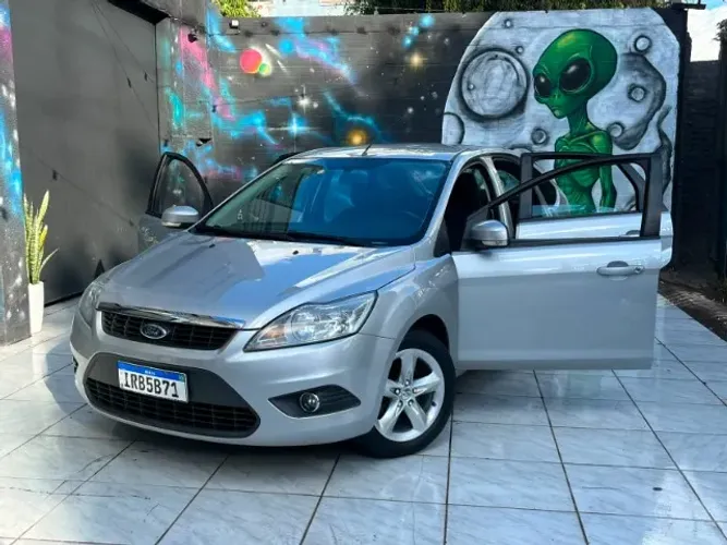 Ford Focus 2.0 16v/se/se Plus Flex 5P Aut. 2011